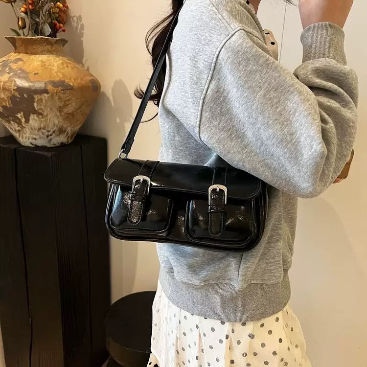 Belle Buckle Baguette
