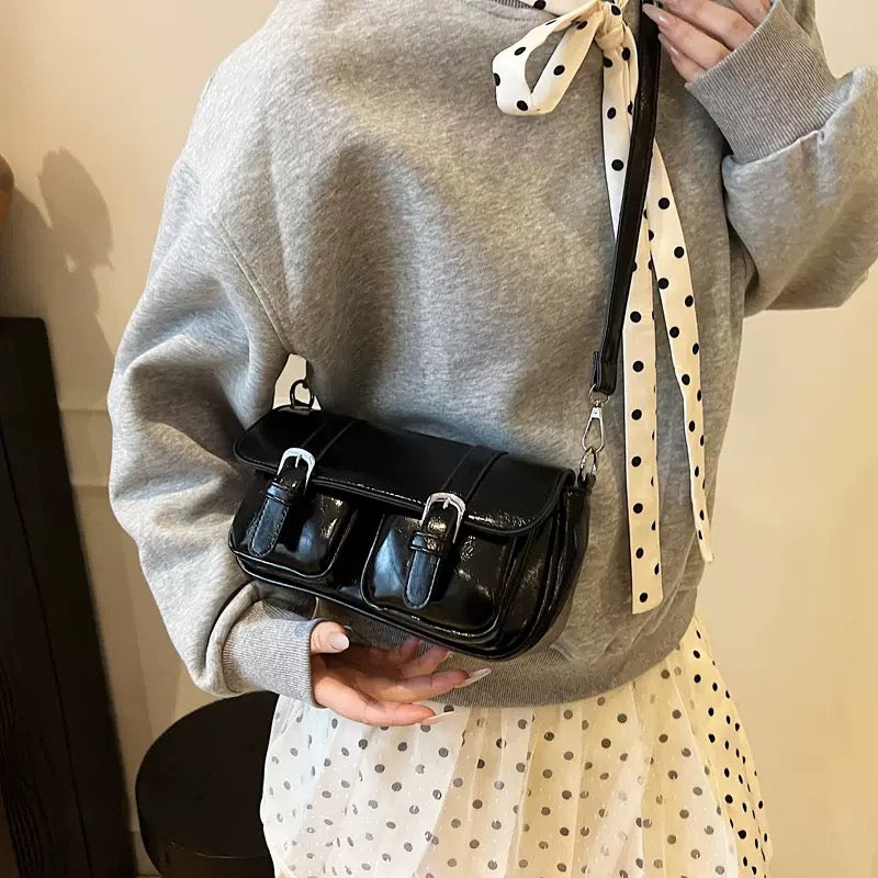 Belle Buckle Baguette