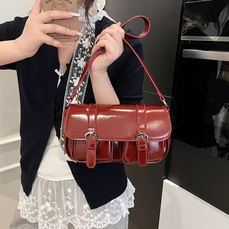 Belle Buckle Baguette